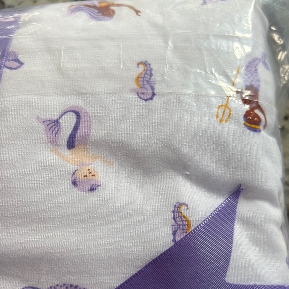 Bubble Baby Mermaid Bamboo Blanket - Picture 5 of 7